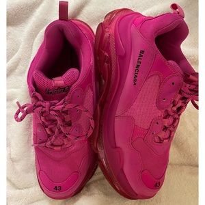 Balenciaga Mens Triple S sneaker Dark Pink